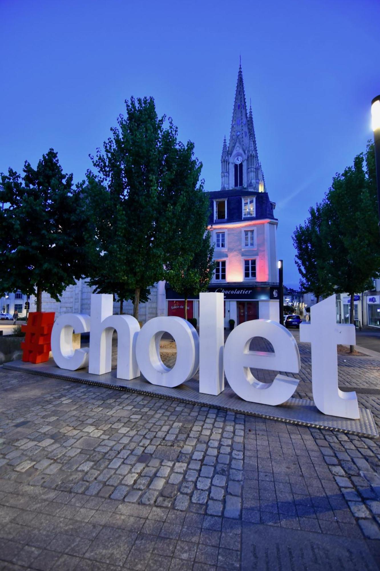 Ibis Budget Cholet Centre Екстер'єр фото
