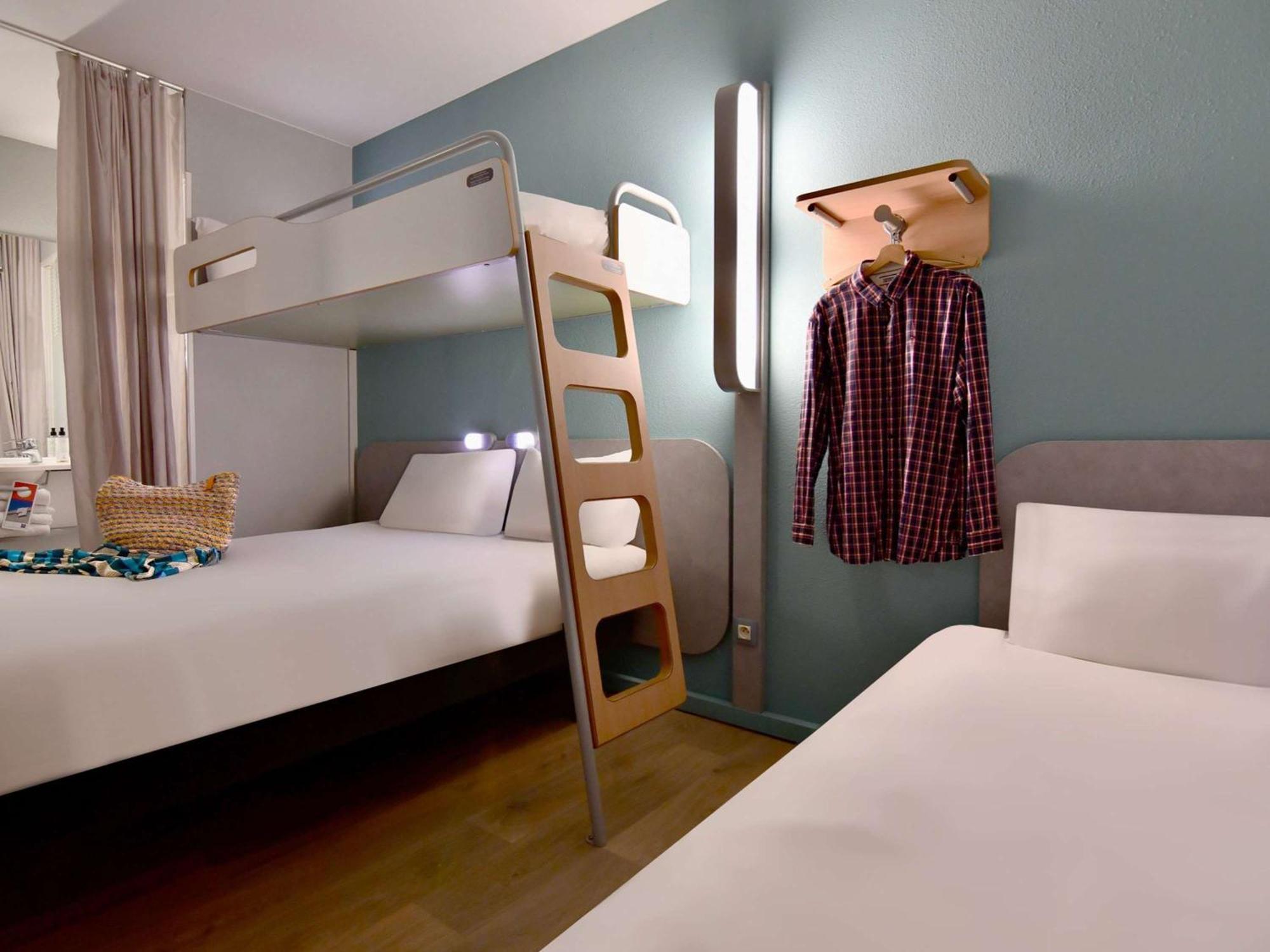 Ibis Budget Cholet Centre Екстер'єр фото