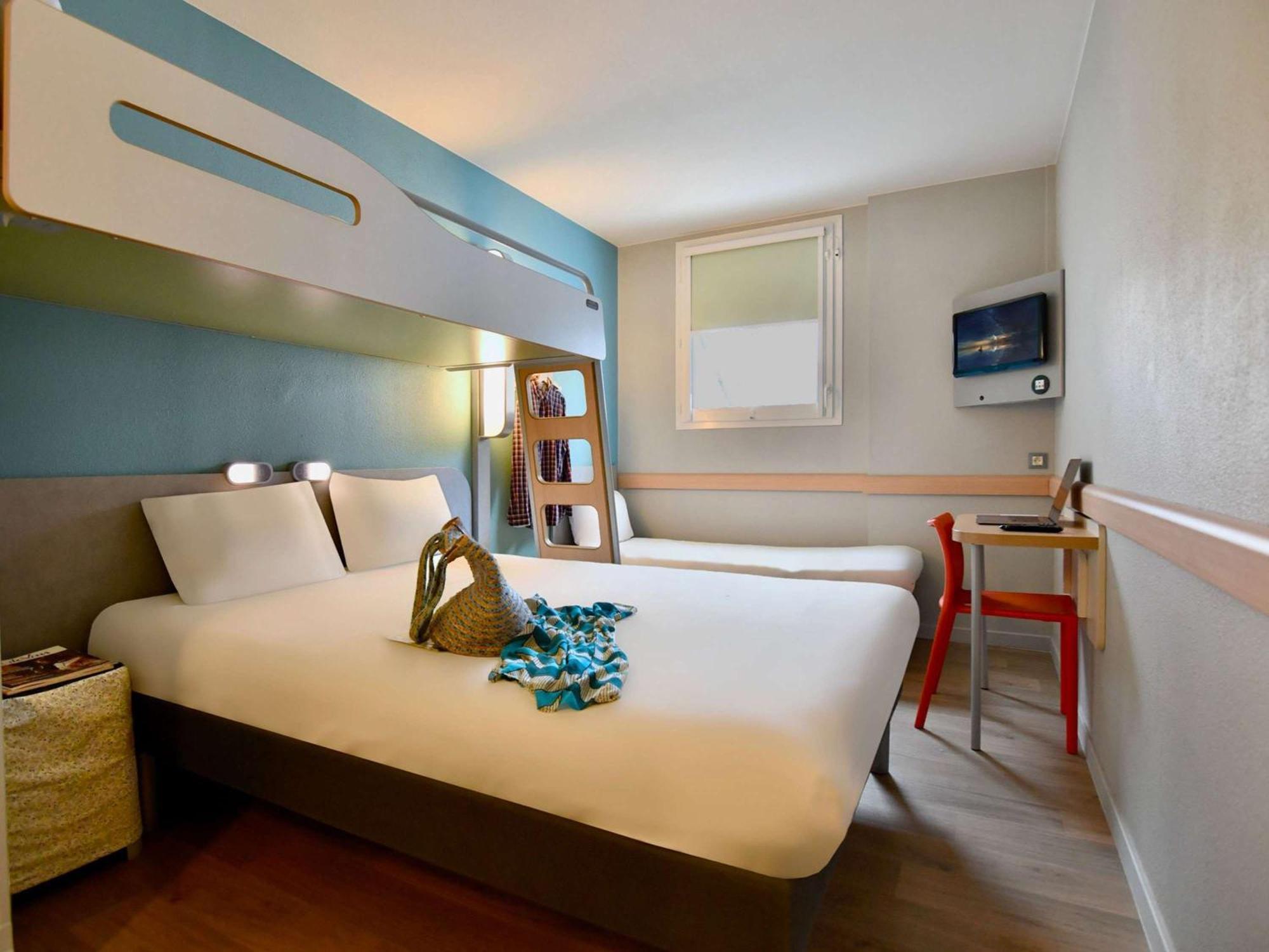 Ibis Budget Cholet Centre Екстер'єр фото