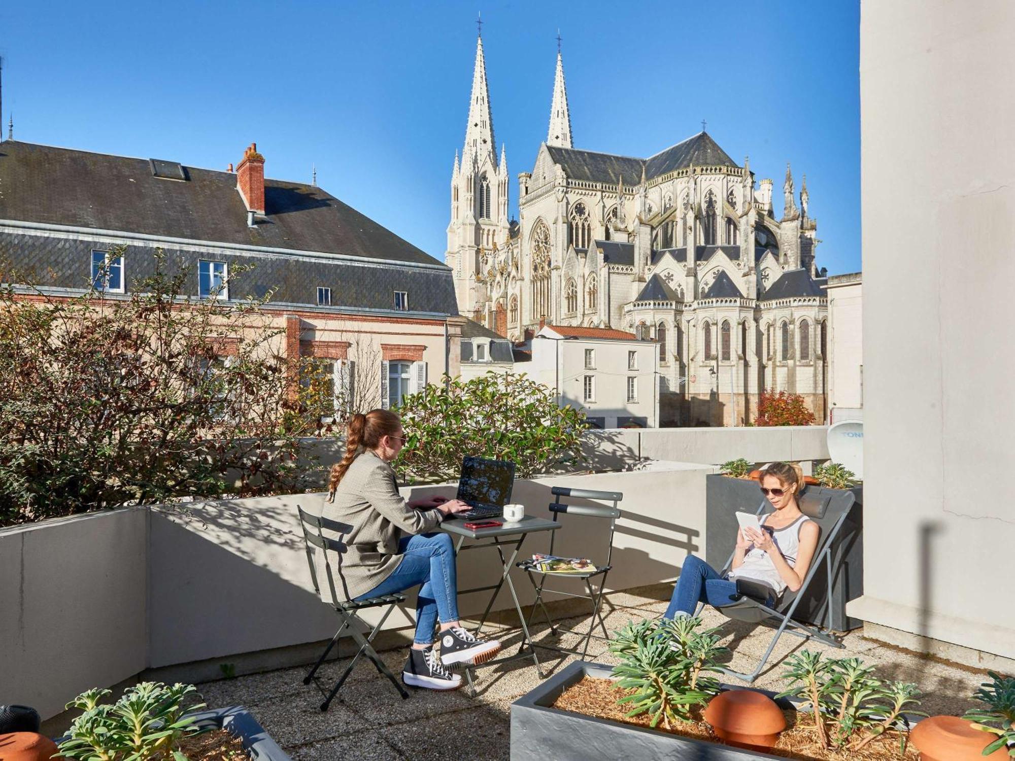 Ibis Budget Cholet Centre Екстер'єр фото